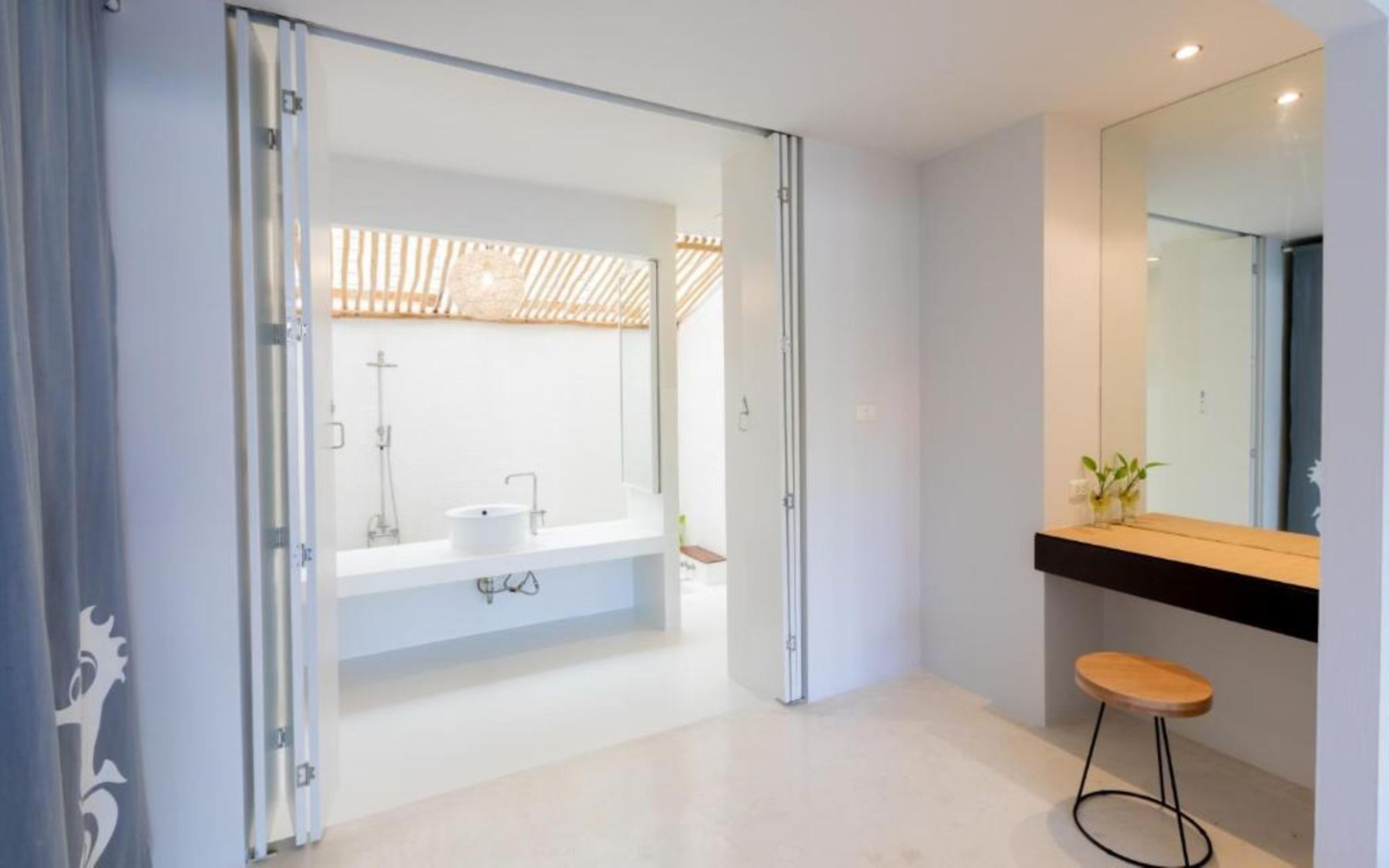 Kochira Hotel Huahin Kültér fotó