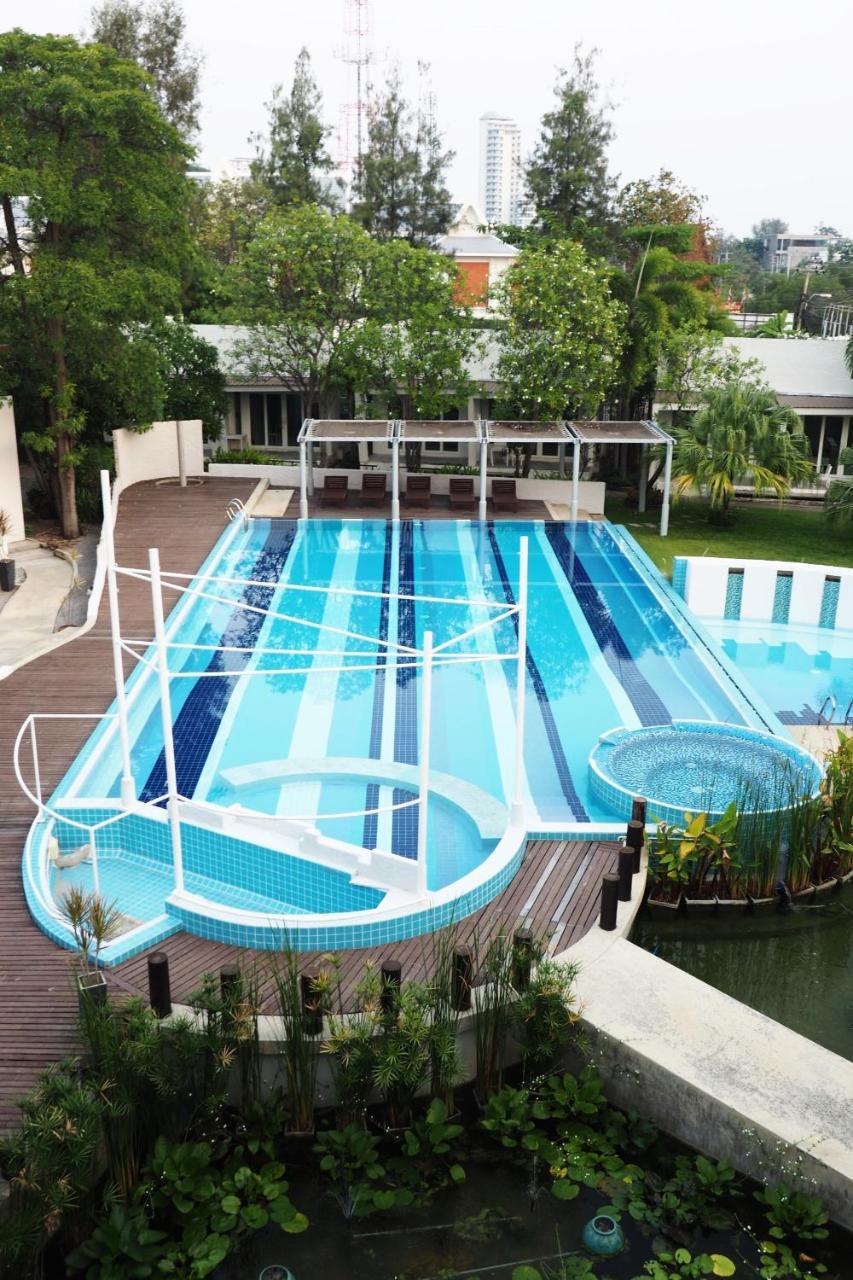 Kochira Hotel Huahin Kültér fotó