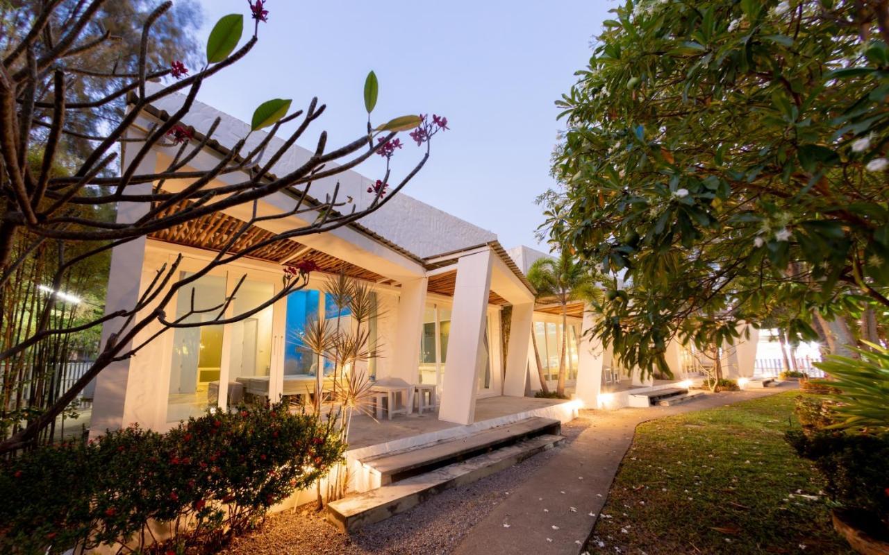 Kochira Hotel Huahin Kültér fotó
